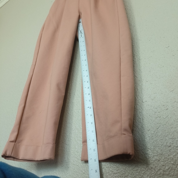 Gianni Bini sleeveless low-cut jumpsuit size M bow design front pockets on the s - Picture 7 of 16